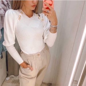 MUST GO ‼️ Like New Zara Puff Sweater. Read Description 👇